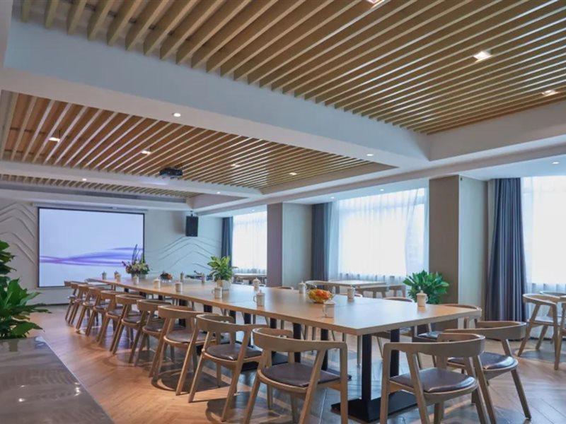 Yiwu Boman Boutique Hotel Exterior photo